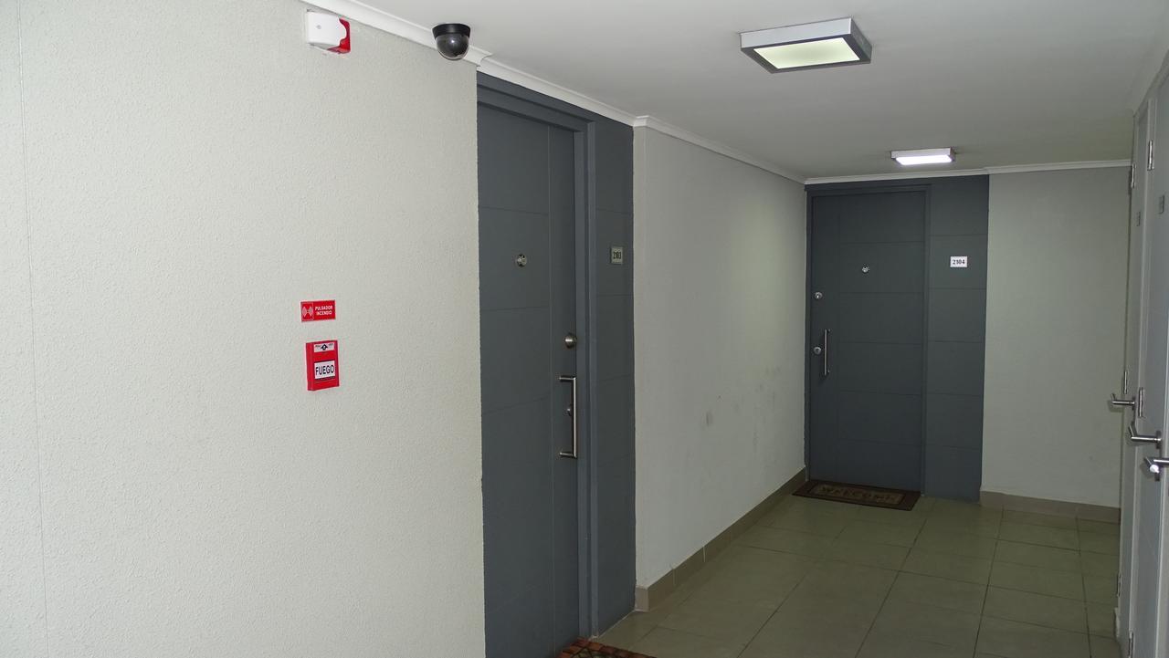 Moneda Express Apart Santiago Exterior photo